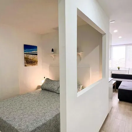 Seaview Estudio דירה *